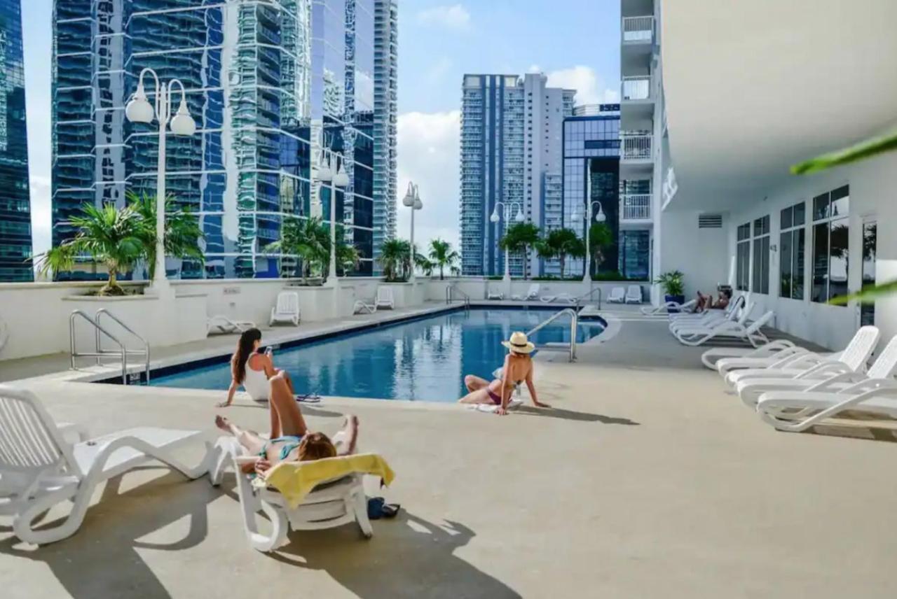 Appartement Modern 1 Bed In The Heart Of Brickell With Free Parking à Miami Extérieur photo