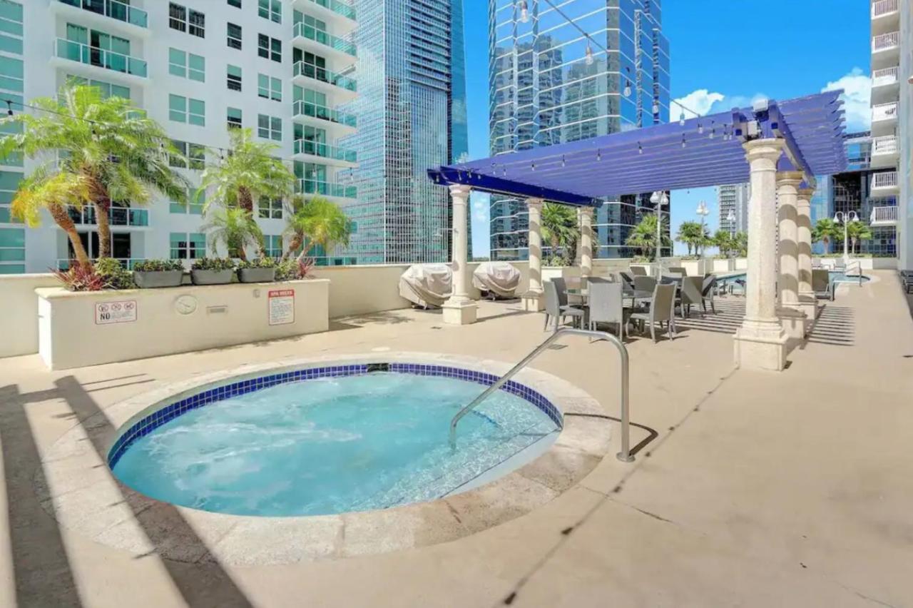 Appartement Modern 1 Bed In The Heart Of Brickell With Free Parking à Miami Extérieur photo