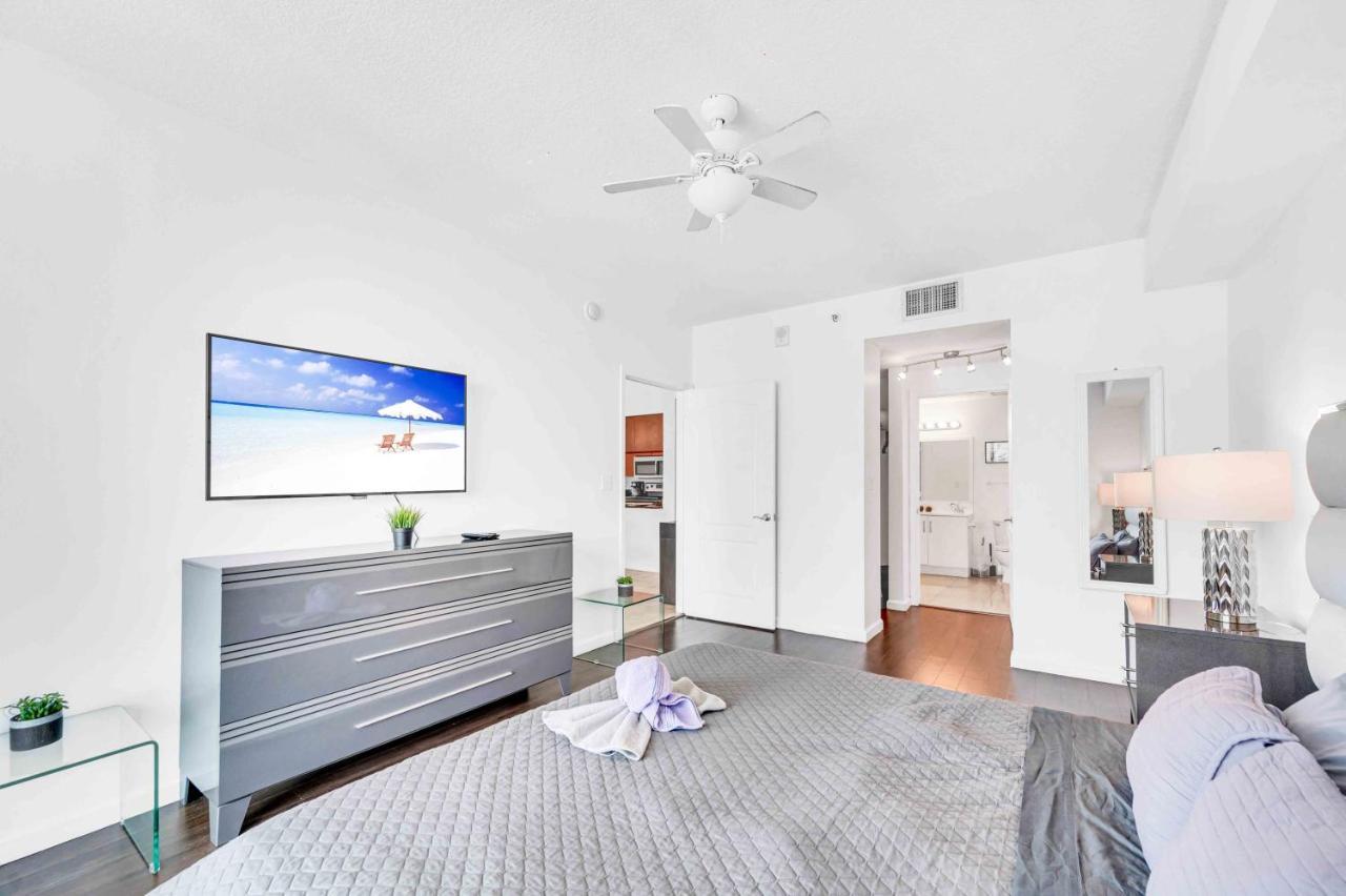 Appartement Modern 1 Bed In The Heart Of Brickell With Free Parking à Miami Extérieur photo